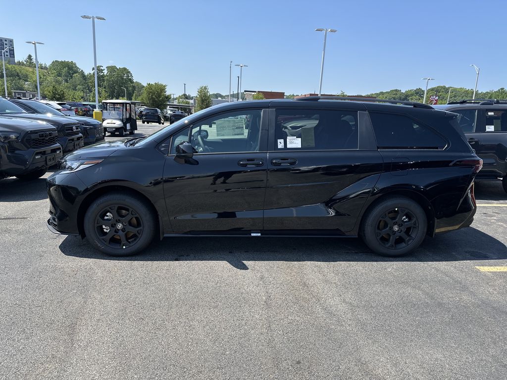 New 2026 Toyota Sienna Van