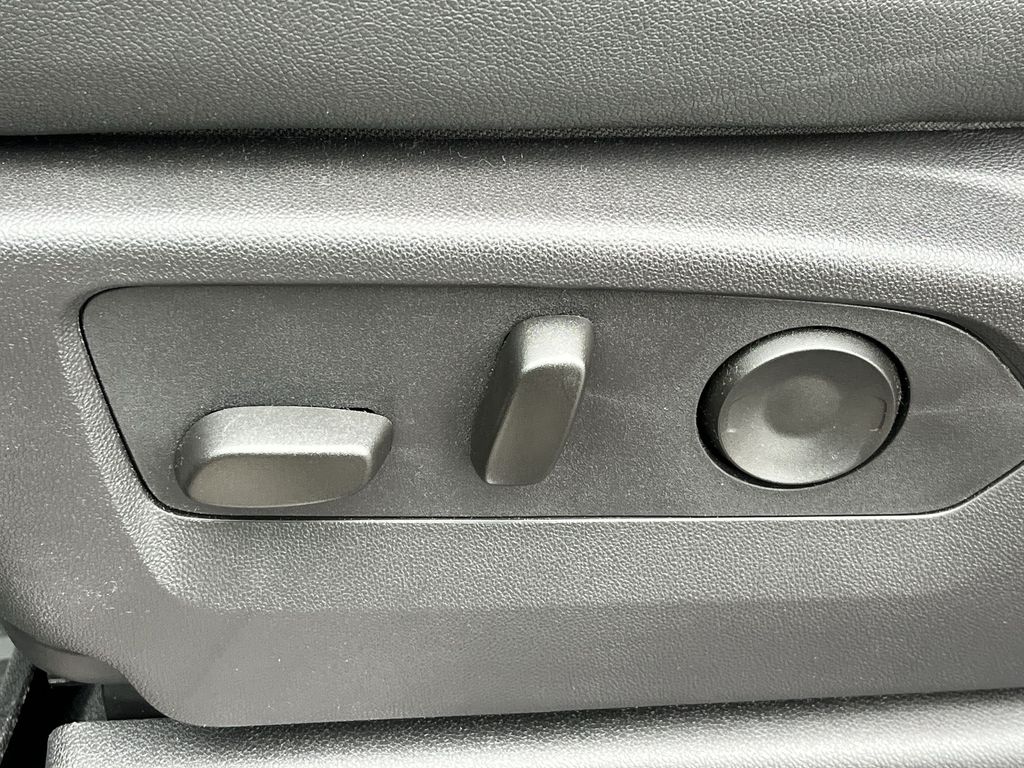 Thumbnail: 2024 Chevrolet Silverado 2500 - 12