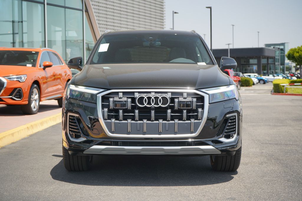 2025 Audi Q7  5