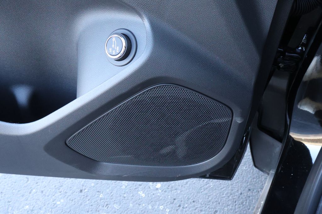 Thumbnail: 2026 Chevrolet TrailBlazer - 18