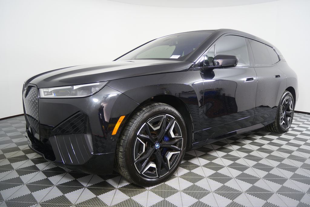 Thumbnail: 2024 BMW iX - 7