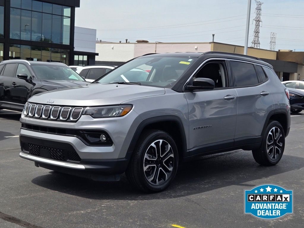 Billet Silver Metallic Clearcoat 2022 Jeep Compass SUV / Crossover Four-Wheel Drive 9-Speed Automatic