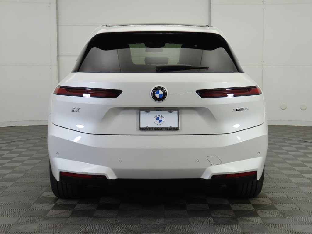 Thumbnail: 2026 BMW iX - 6