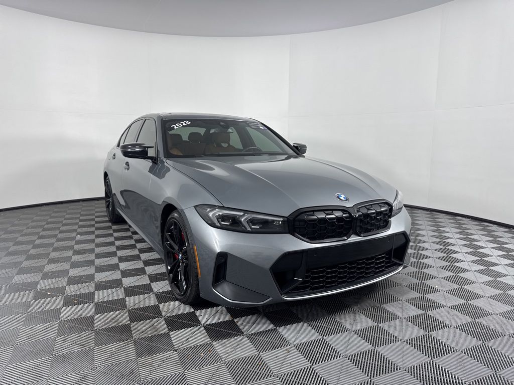 Thumbnail: 2023 BMW 3 Series - 3