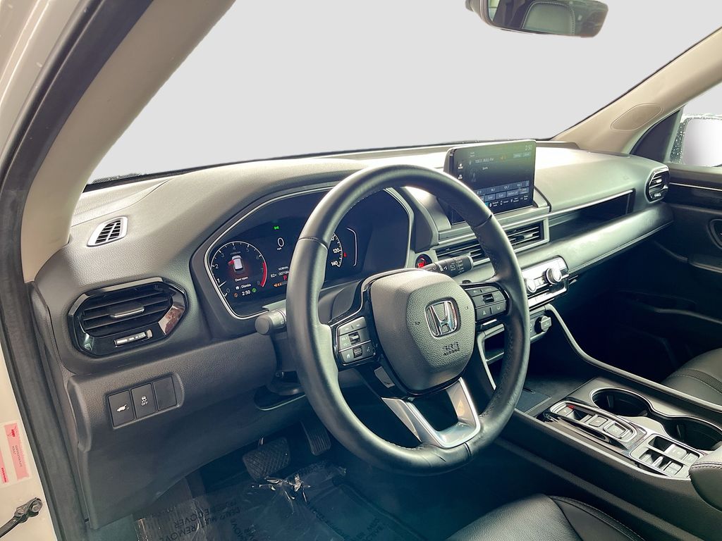 2023 Honda Pilot EX-L White at Emmons Autoplex