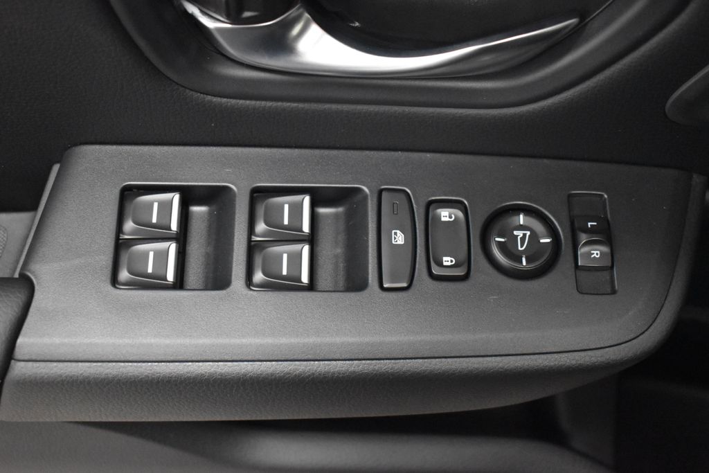 Thumbnail: 2025 Honda Pilot - 9