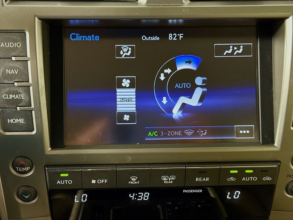 Thumbnail: 2018 Lexus GX - 16
