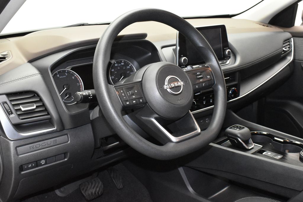 Thumbnail: 2023 Nissan Rogue - 14