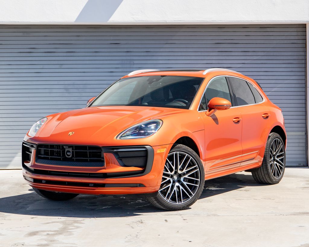 Papaya Metallic 2025 Porsche Macan AWD SUV / Crossover All-Wheel Drive 7-Speed Automatic
