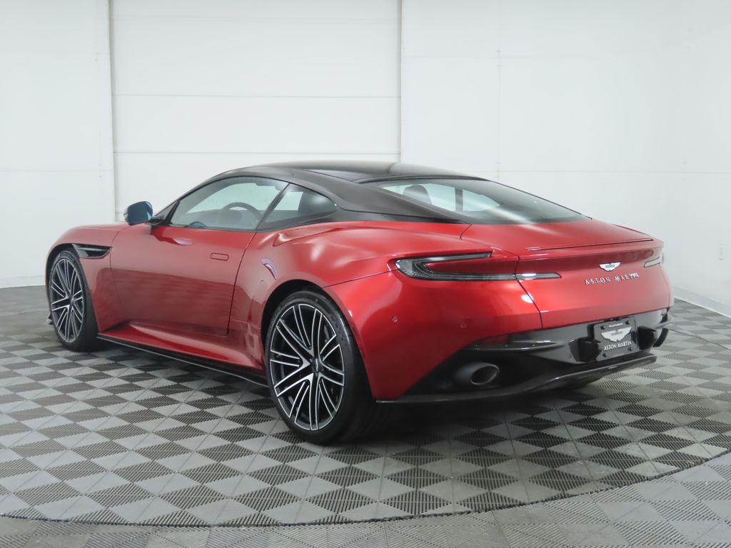 2024 Aston Martin DB12  7