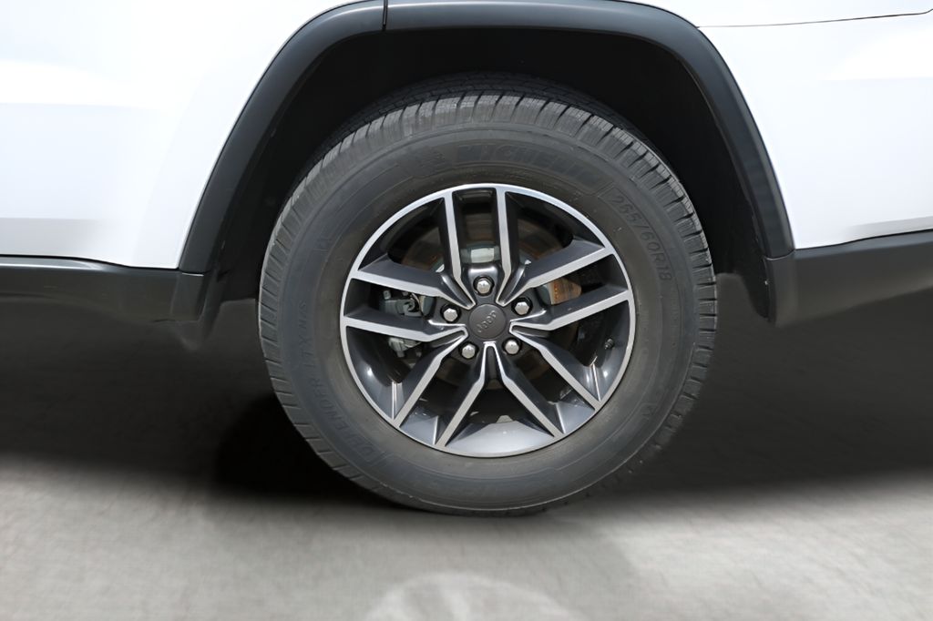 Used Car 2019 Jeep Grand Cherokee  Limited For Sale Under $25,000 In Austin, Texas