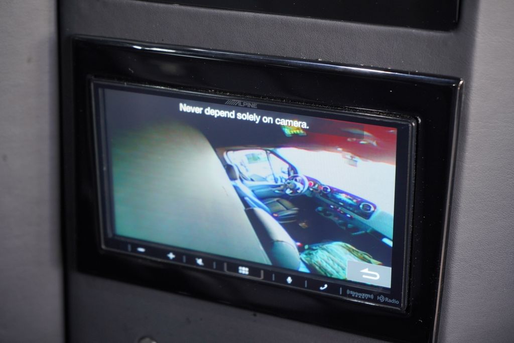 Thumbnail: 2022 Mercedes-Benz Sprinter - 22