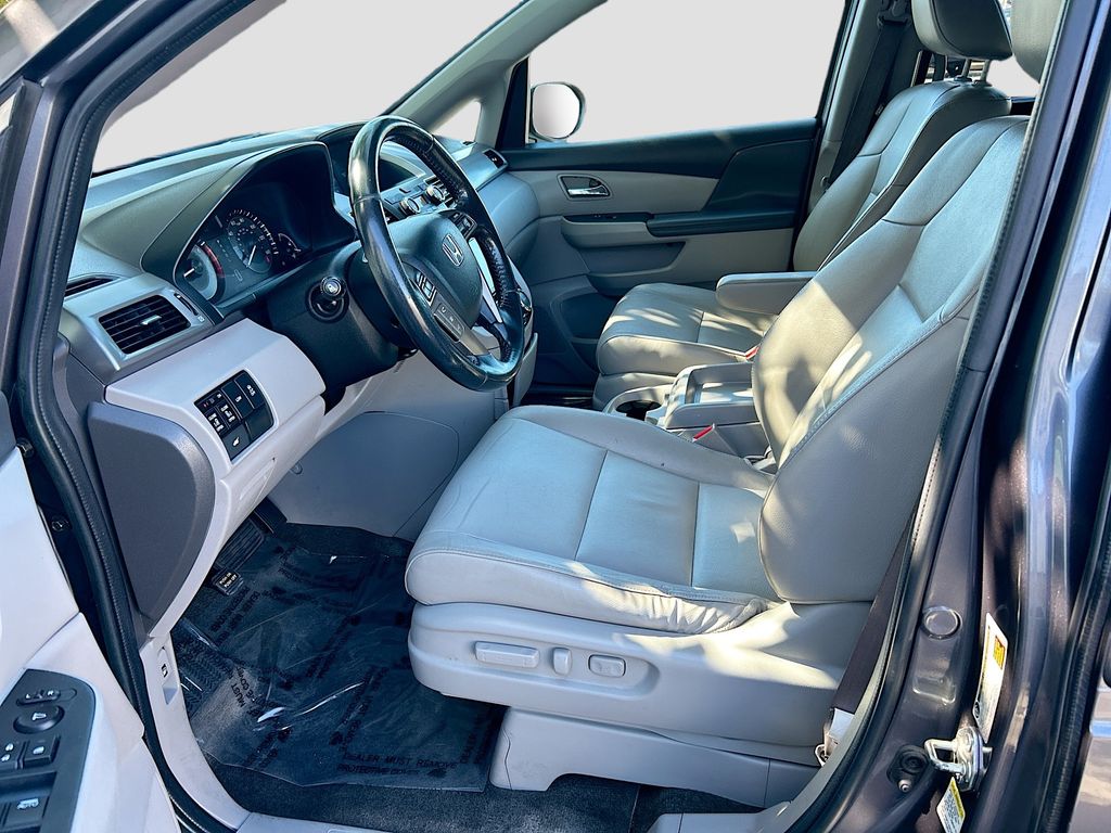 Thumbnail: 2016 Honda Odyssey - 20