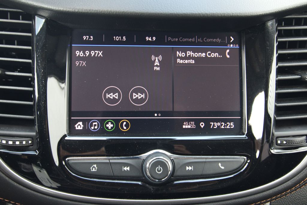 Used 2022 Chevrolet Trax SUV