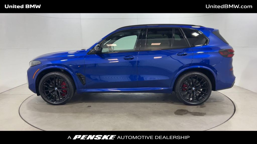 2025 BMW X5 M60i 5