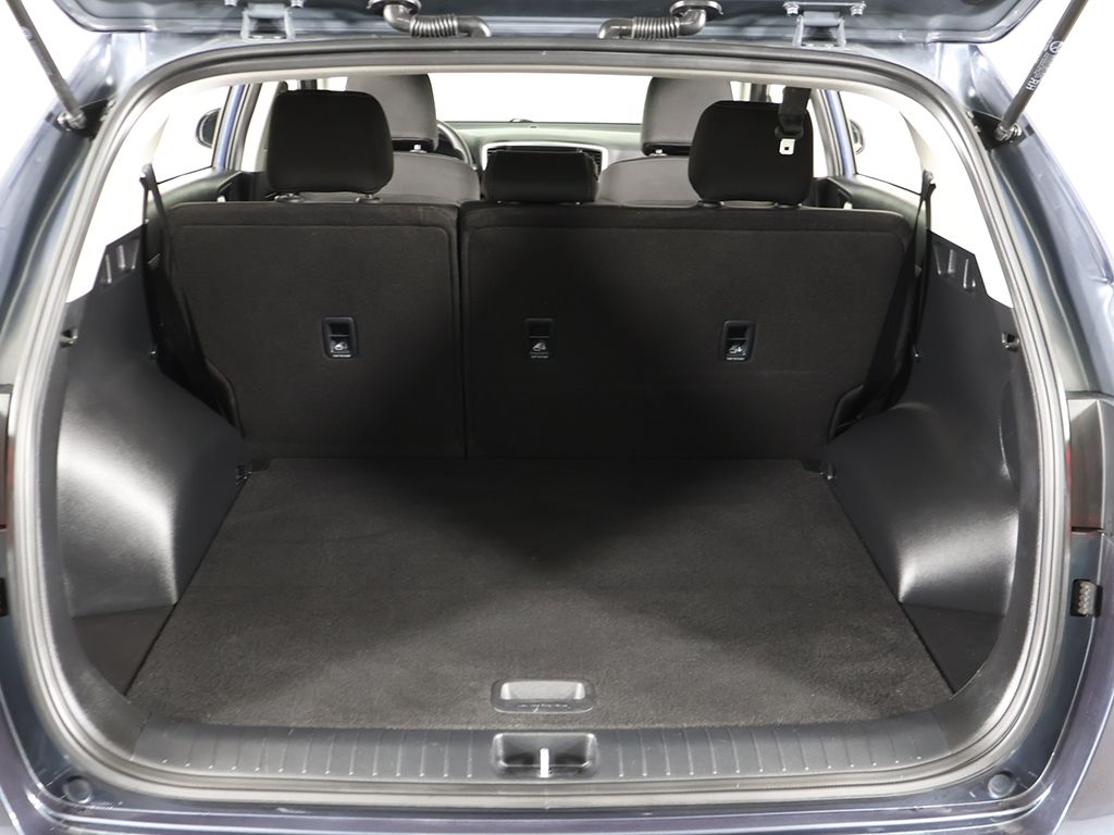 Used 2022 Blue Kia LX image 29