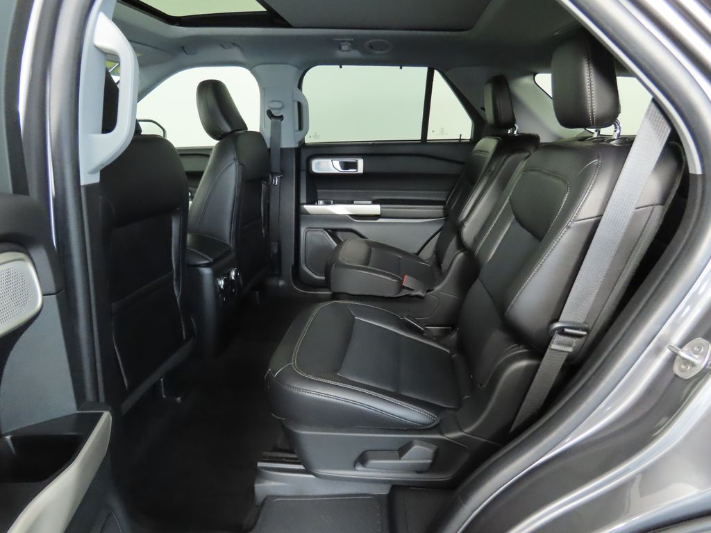 2023 Ford Explorer Limited 22