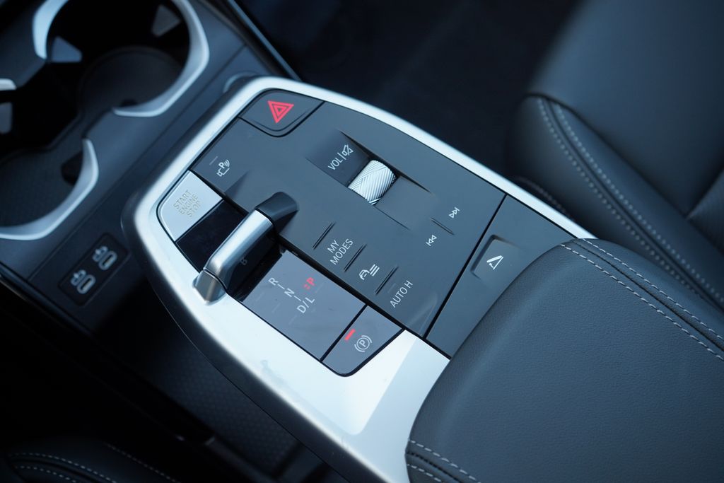 Thumbnail: 2026 BMW X1 - 18