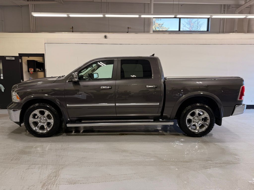 2015 RAM 1500 Laramie 2
