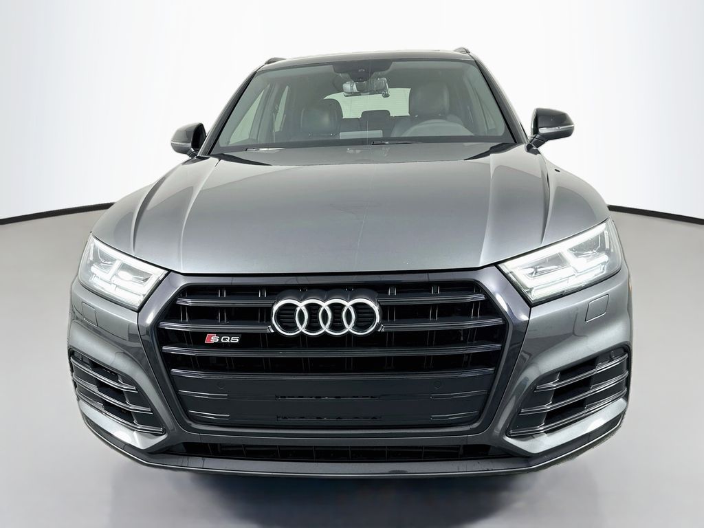 Thumbnail: 2019 Audi SQ5 - 2