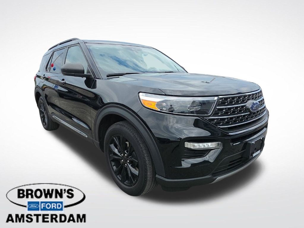 2022 Ford Explorer XLT - 0