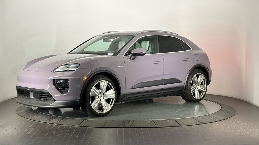 2024 Porsche Macan T -
                Santa Clara, CA