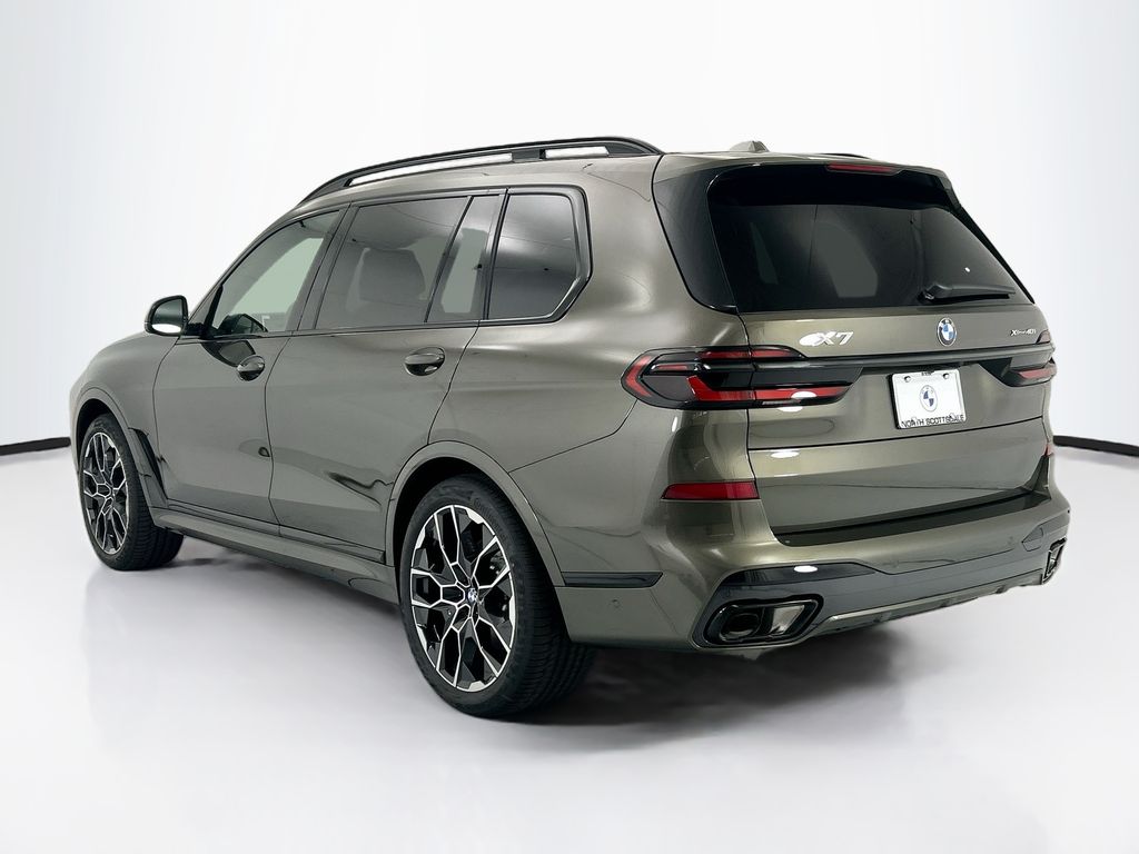 Thumbnail: 2027 BMW X7 - 7