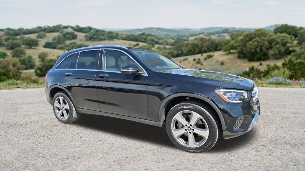 Used Car 2022 Mercedes-benz Glc  Glc 300 For Sale Under $35,000 In Austin, Texas