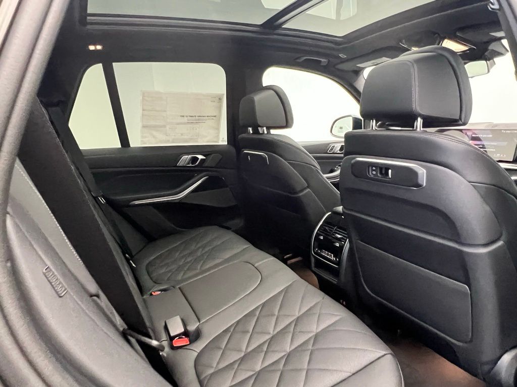 Thumbnail: 2026 BMW X5 - 8