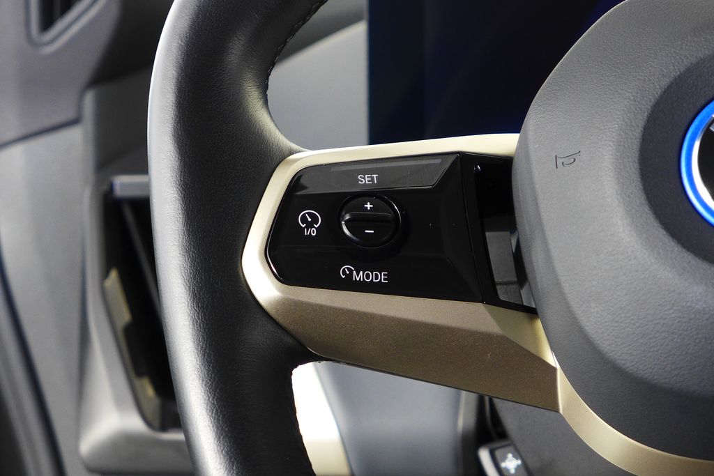 Thumbnail: 2023 BMW iX - 29