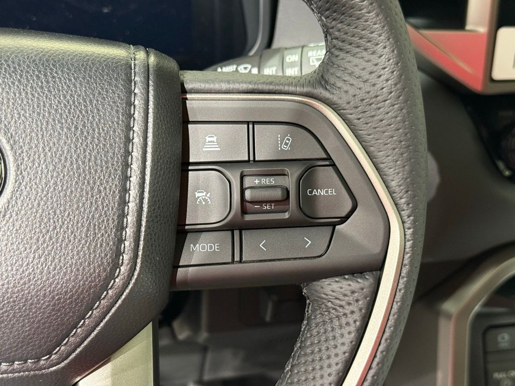2025 Toyota Sequoia Limited 27