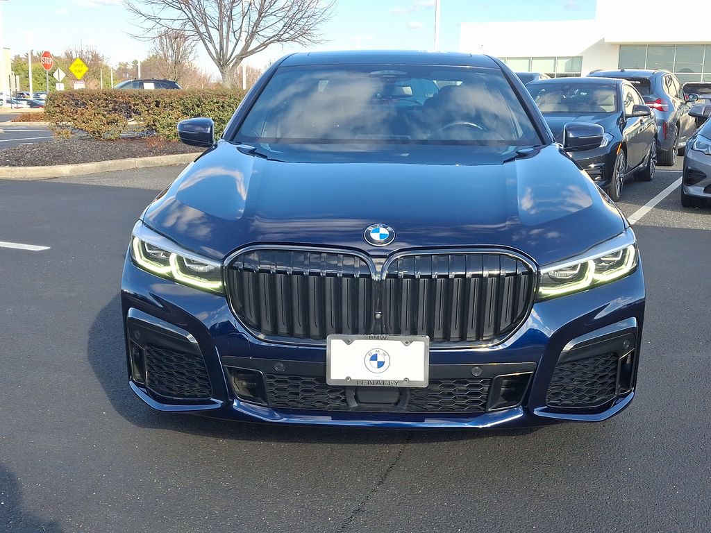 2022 BMW 7 Series 750i xDrive 2