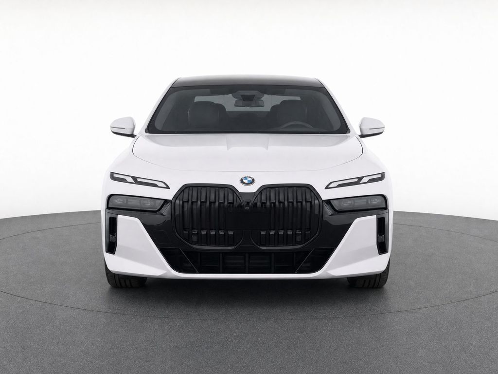 Thumbnail: 2023 BMW 7 Series - 8