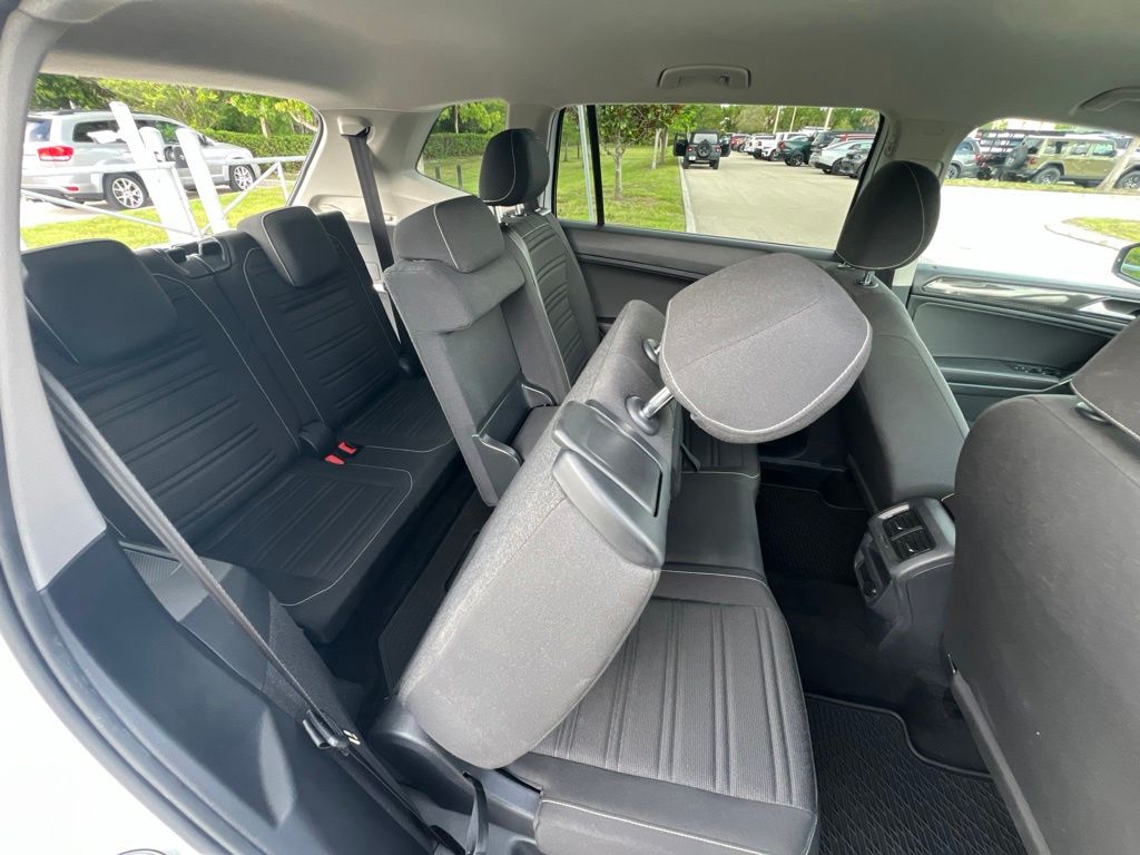 Used 2022 White Volkswagen 2.0T S image 20