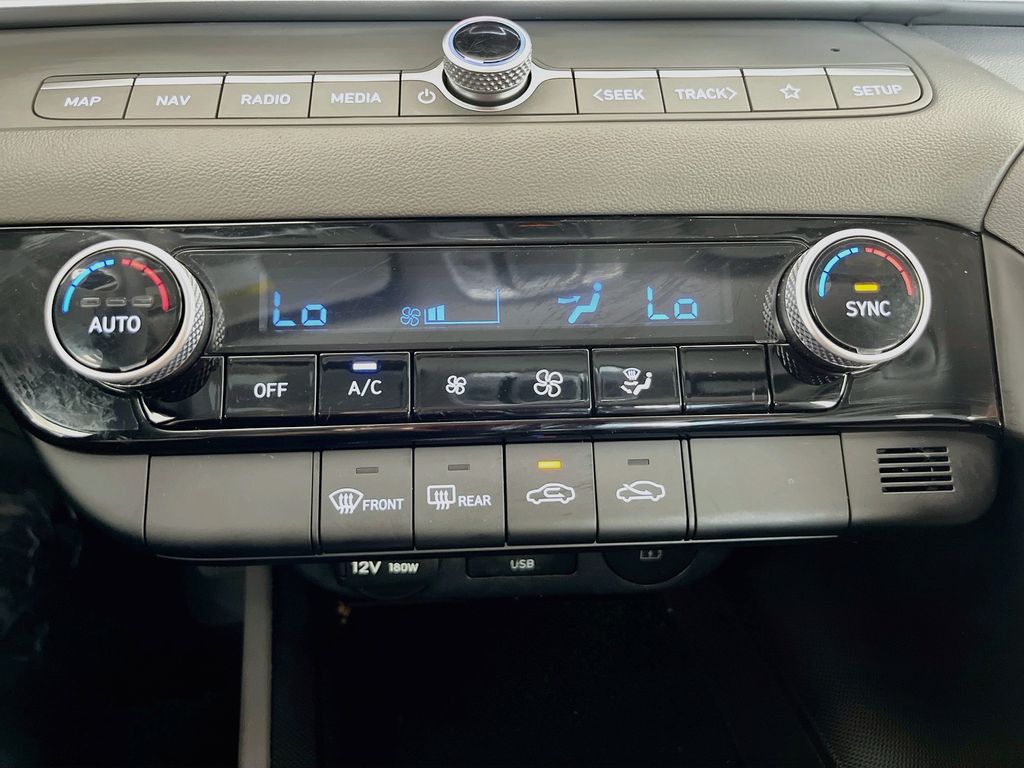Used 2024 Blue Hyundai SEL image 16