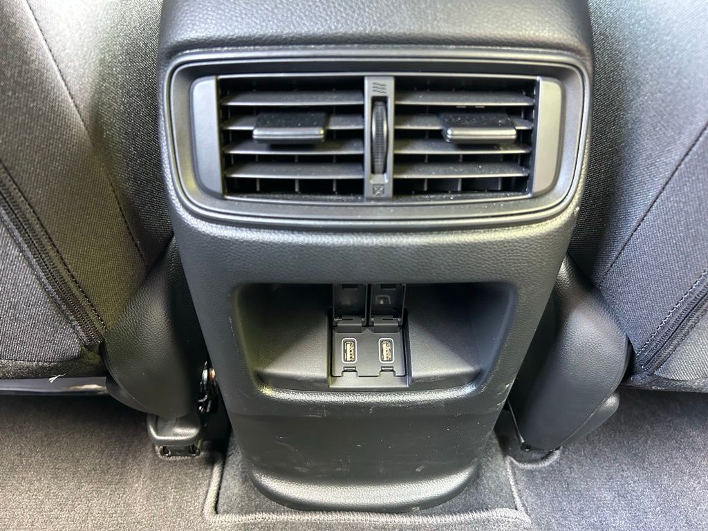 2022 Honda CR-V EX 32
