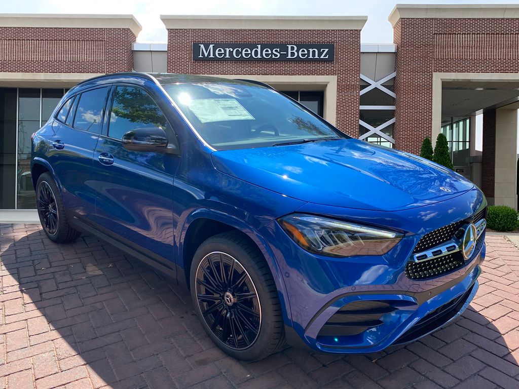 Thumbnail: 2025 Mercedes-Benz GLA - 3
