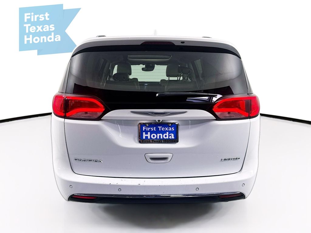 Used Car 2019 Chrysler Pacifica  Limited For Sale Under $20,000 In Austin, Texas