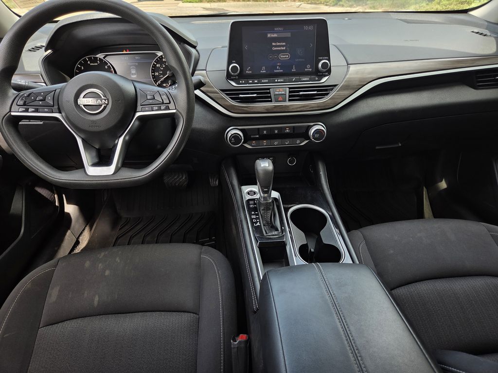 Used 2023 Nissan Altima Sedan