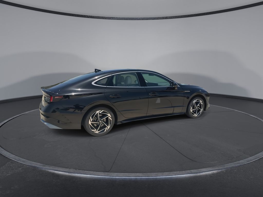 Thumbnail: 2024 Hyundai Sonata - 9