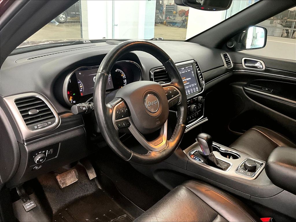 2020 Jeep Grand Cherokee — photo 8