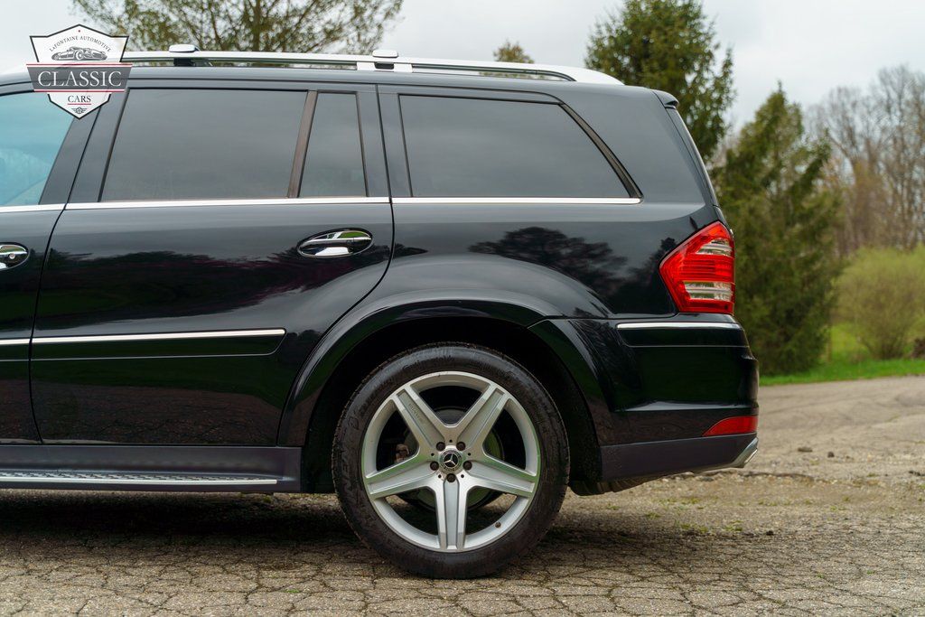 2010 Mercedes-Benz GL-Class GL 550 11