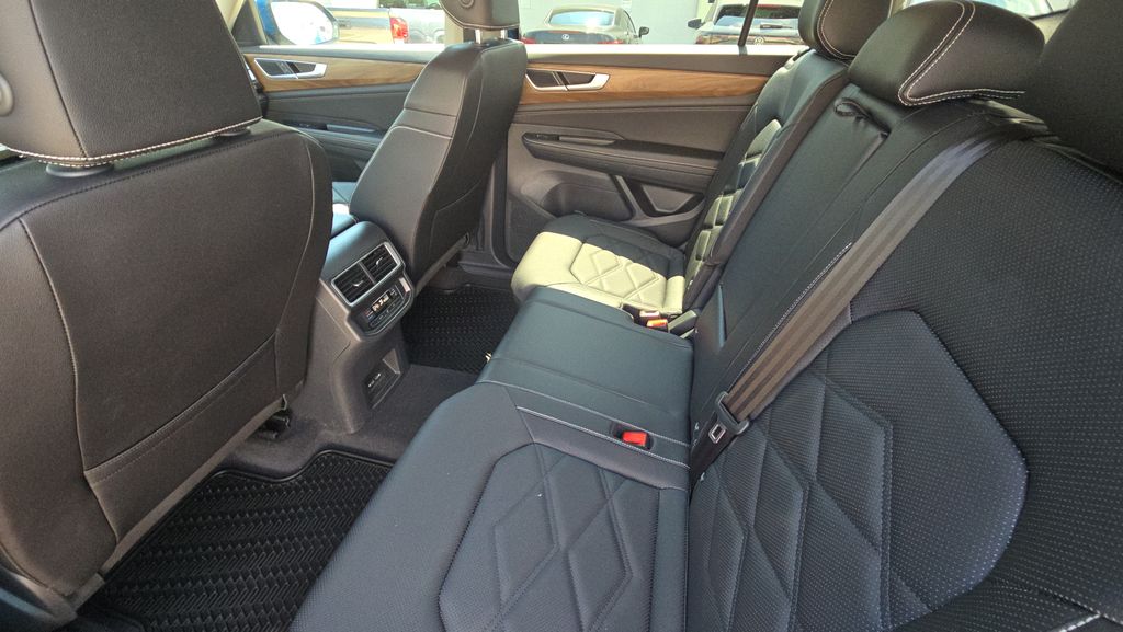 2025 Volkswagen Atlas