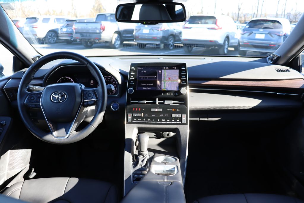 2021 Toyota Avalon XLE 17