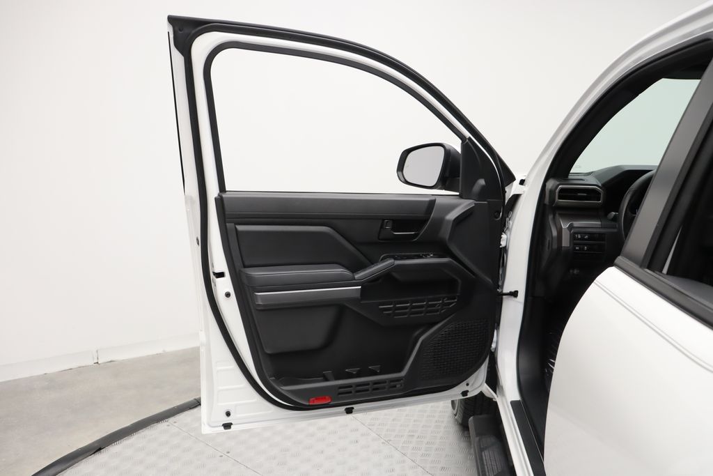 Thumbnail: 2024 Toyota Tacoma - 16