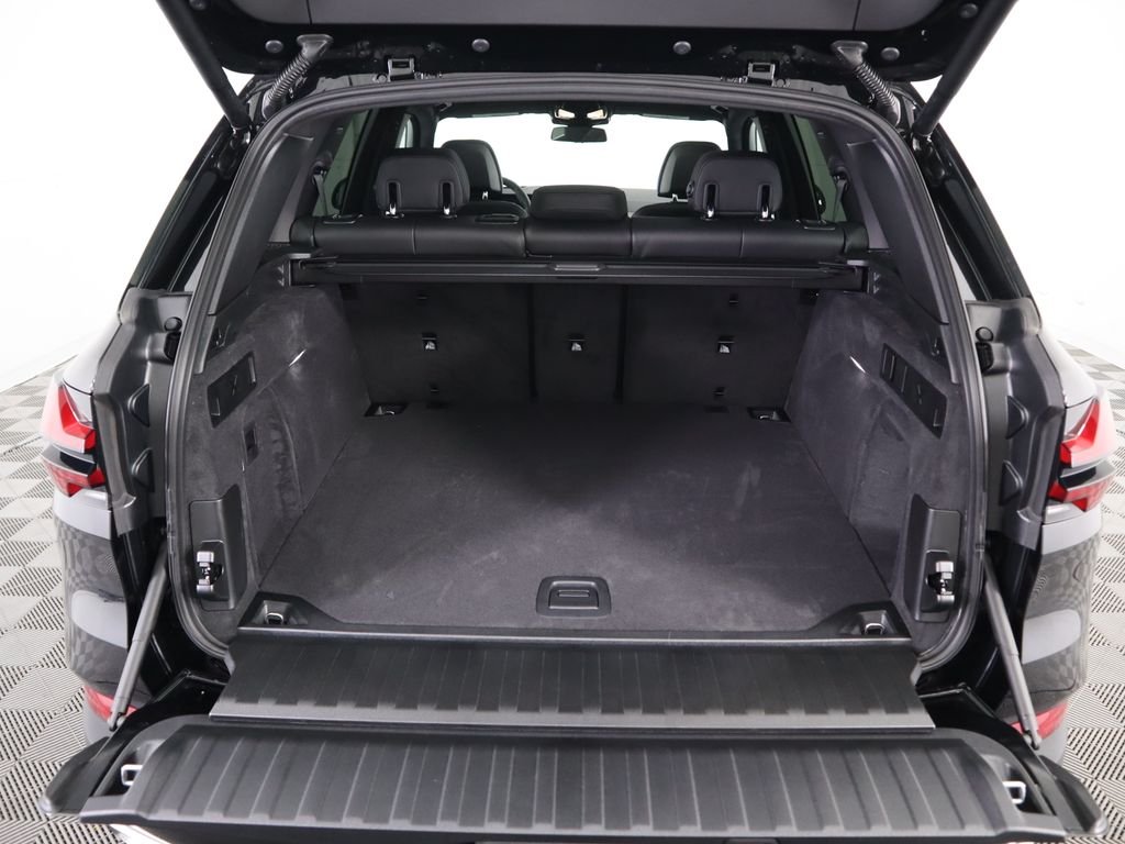 Thumbnail: 2026 BMW X5 - 29