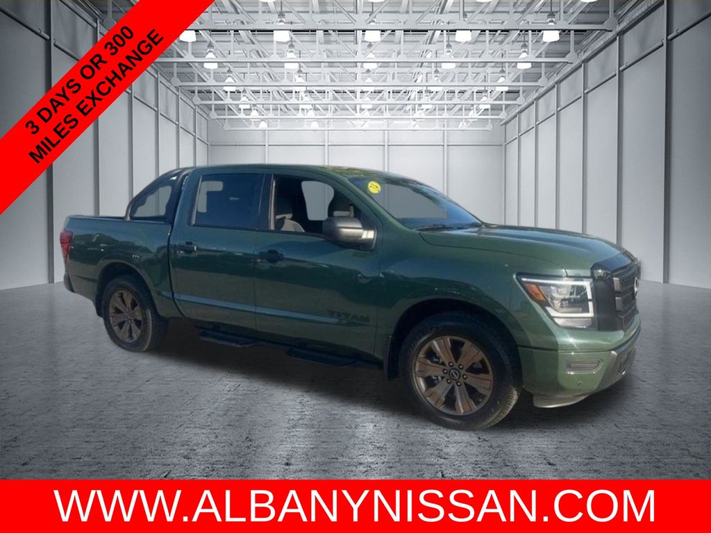 2024 Nissan Titan SV