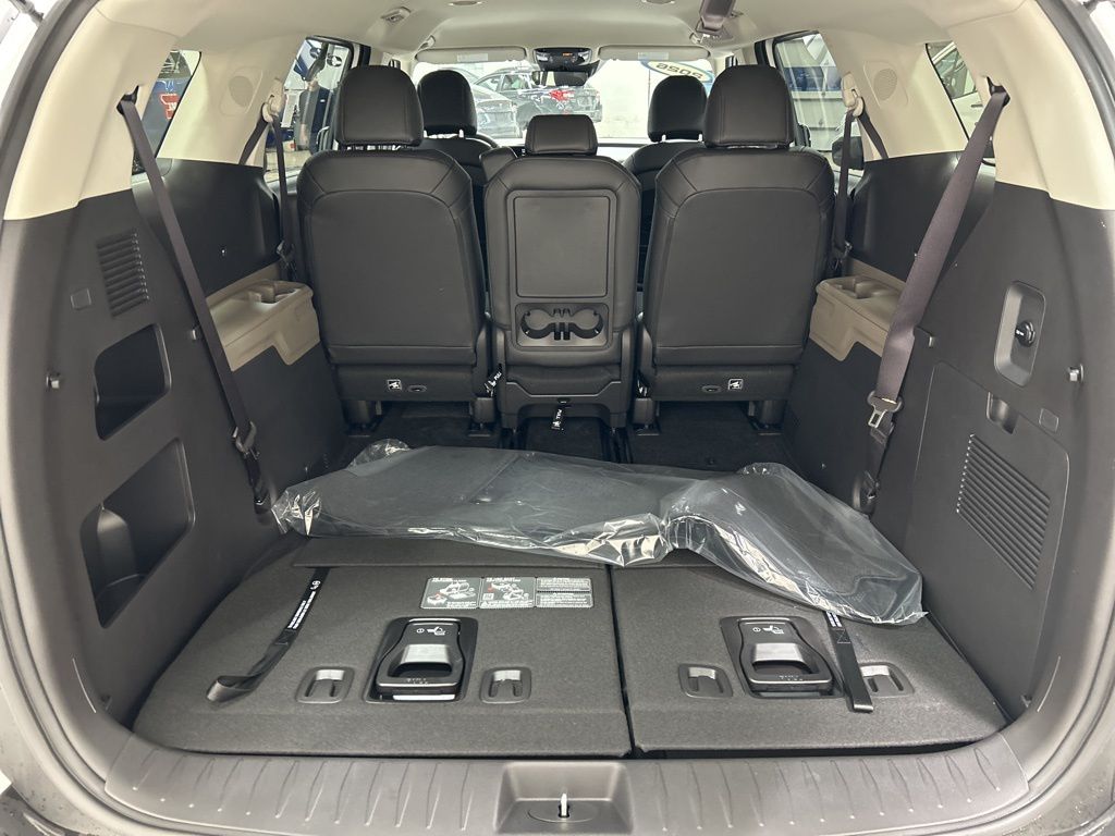 new 2026 Kia Carnival car, priced at $39,765