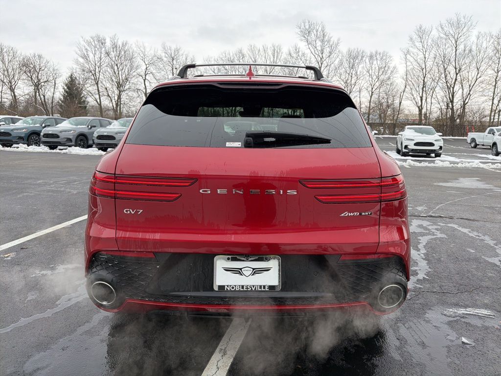 Thumbnail: 2025 Genesis GV70 - 4