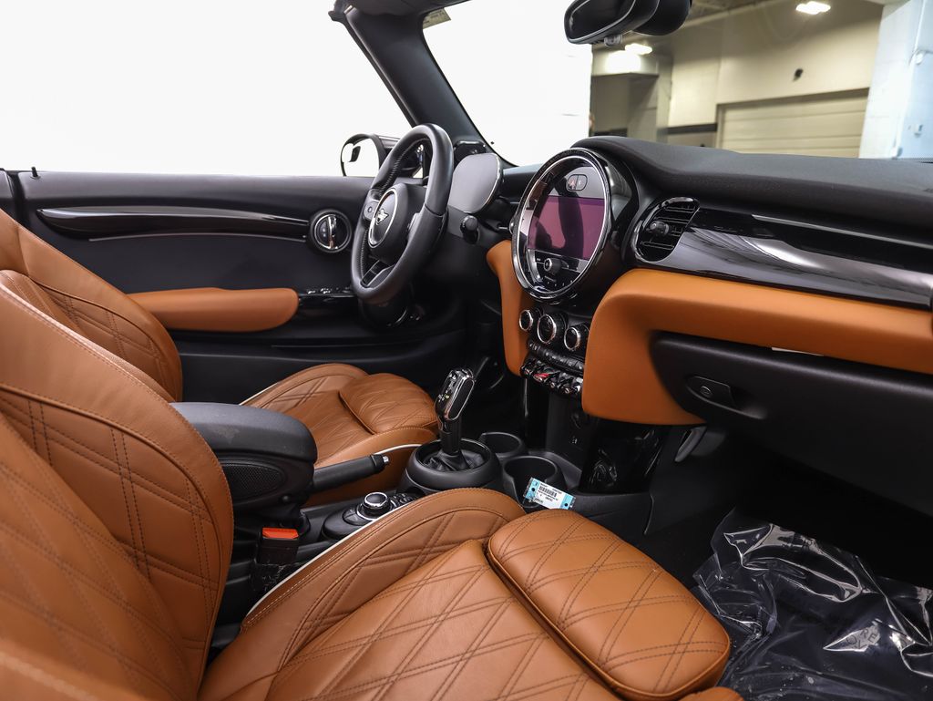 Thumbnail: 2023 MINI Cooper - 22